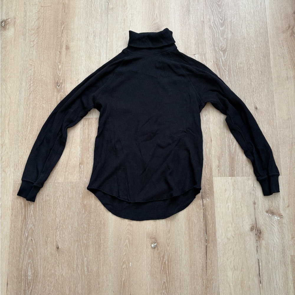 Everlane W Organic Cotton Turtleneck Black Waffle Tee